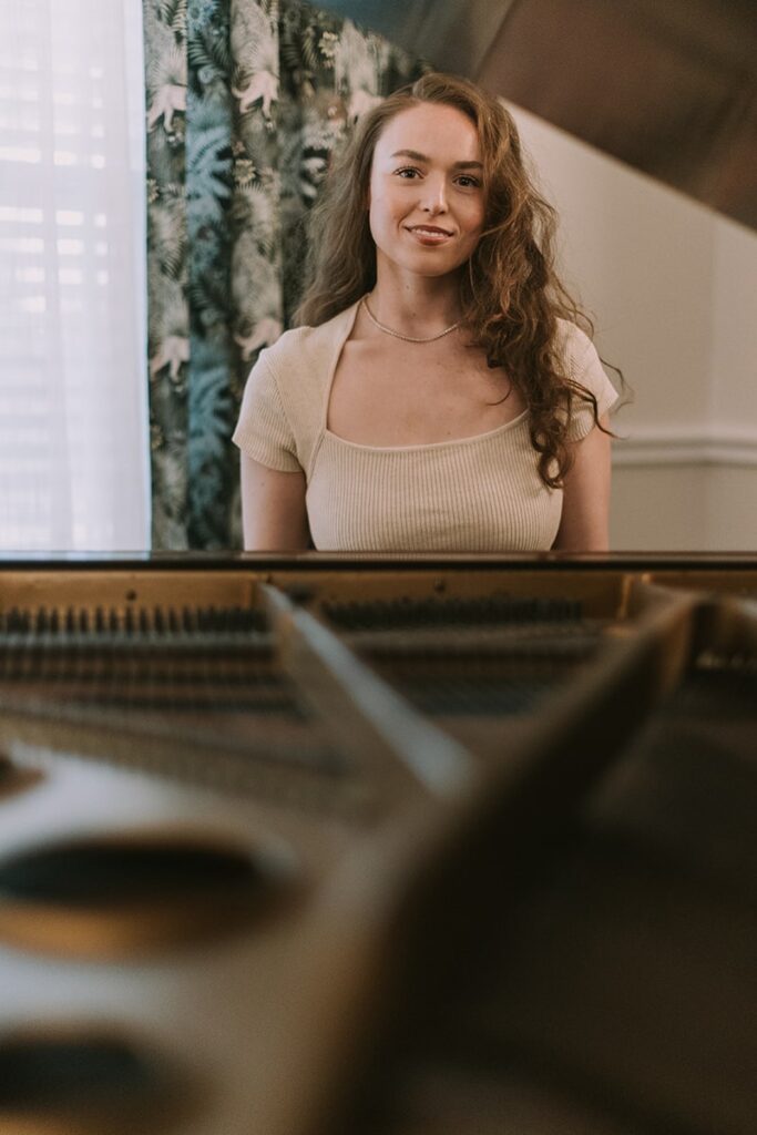 Avery LaRue photo 10