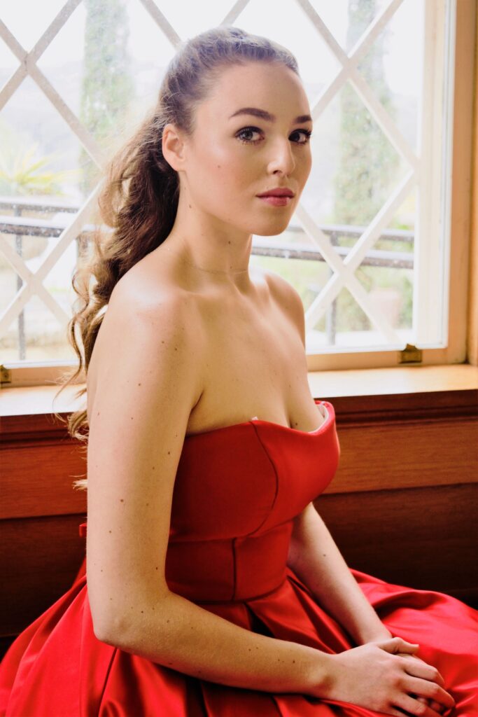 Avery LaRue photo 30
